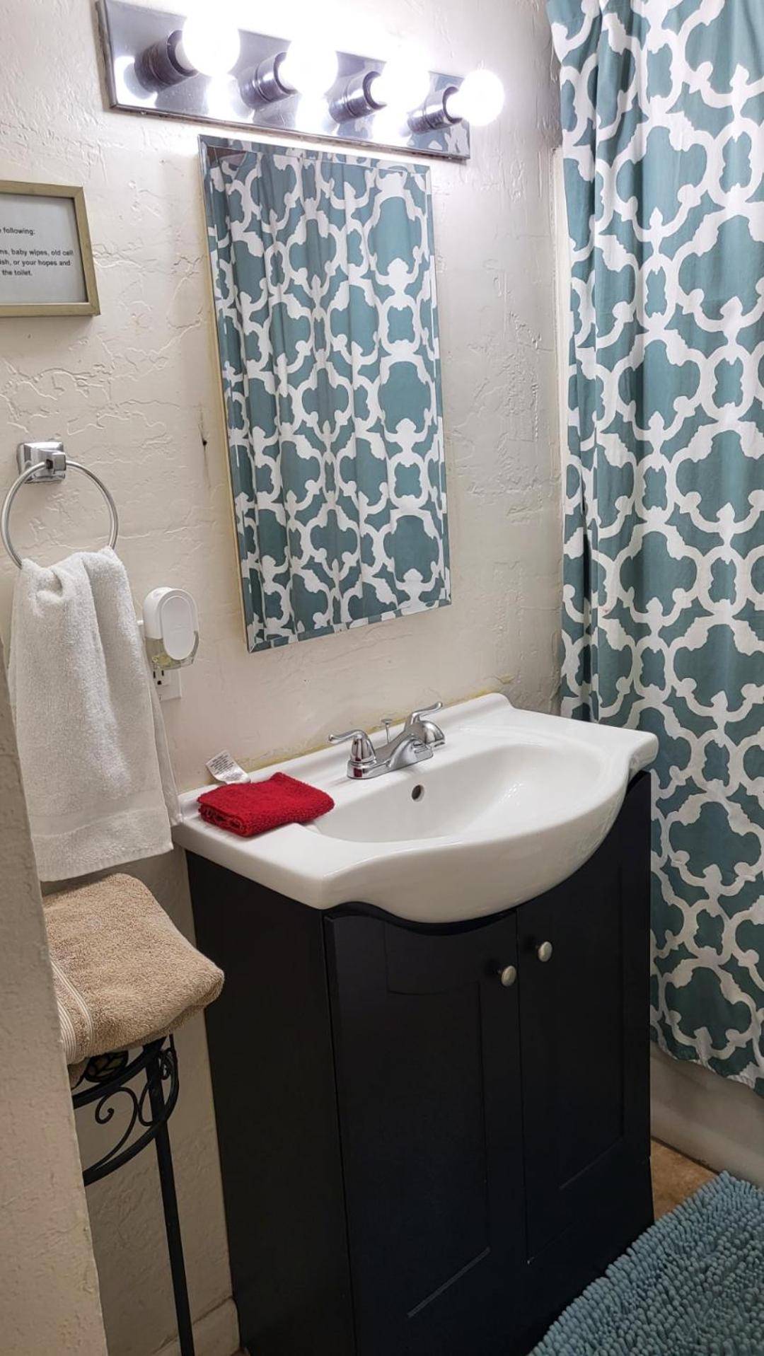 Loveable 1bd apt Perfect for Couples - Unit 3 Phoenix Extérieur photo